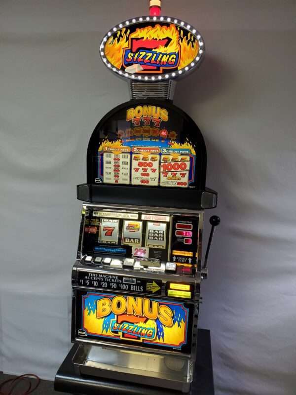 IGT BONUS SIZZLING 7S S2000 SLOT MACHINE WITH LIGHTED TOPPER AND QUARTER COIN HANDLING