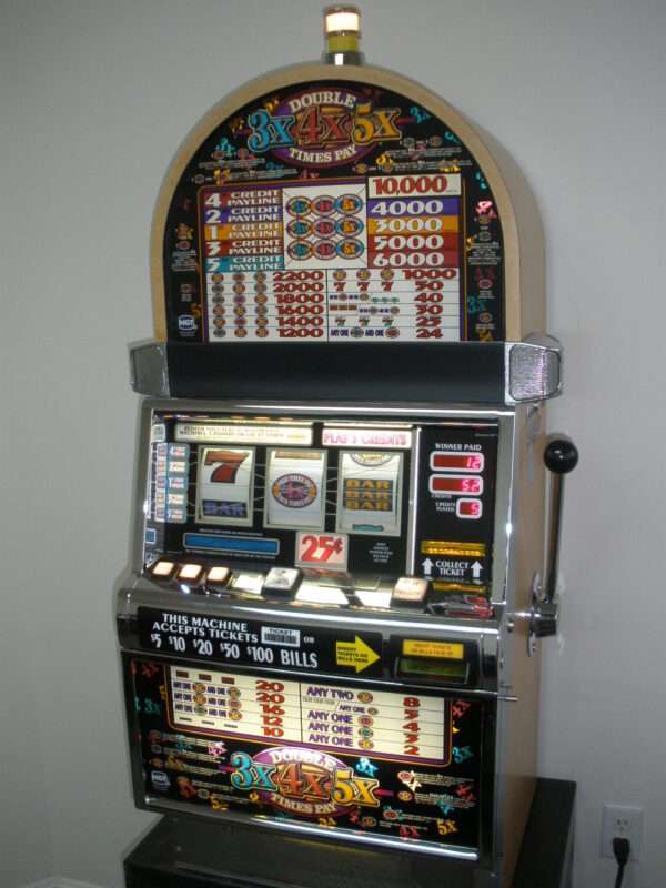 IGT DOUBLE 3X 4X 5X TIMES PAY FIVE LINE S2000 SLOT MACHINE