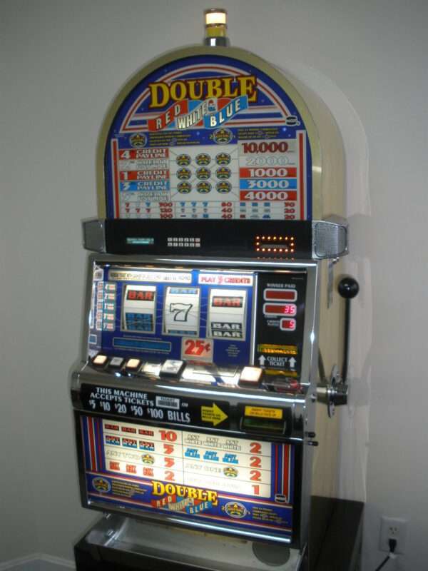 IGT DOUBLE RED, WHITE AND BLUE FIVE LINE S2000 SLOT MACHINE - ROUND TOP