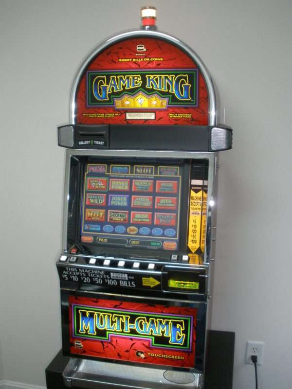 IGT GAME KING 6.2 MULTI GAME VIDEO WITH LCD TOUCHSCREEN MONITOR - 77 GAMES