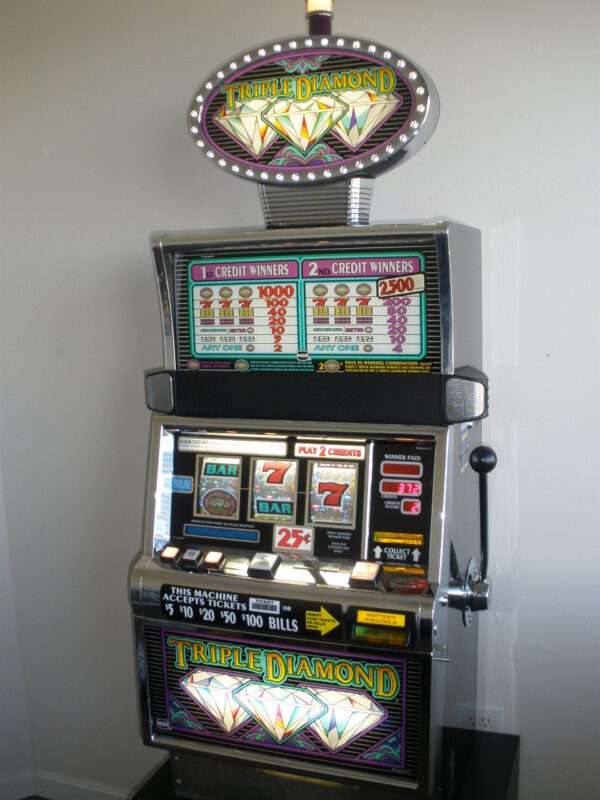 IGT TRIPLE DIAMOND FLAT TOP S2000 SLOT MACHINE WITH LIGHTED TOPPER