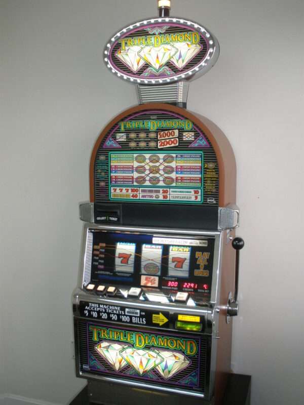 IGT TRIPLE DIAMOND NINE LINE S2000 SLOT MACHINE (BACKLIGHTED REELS) AND LIGHTED TOPPER