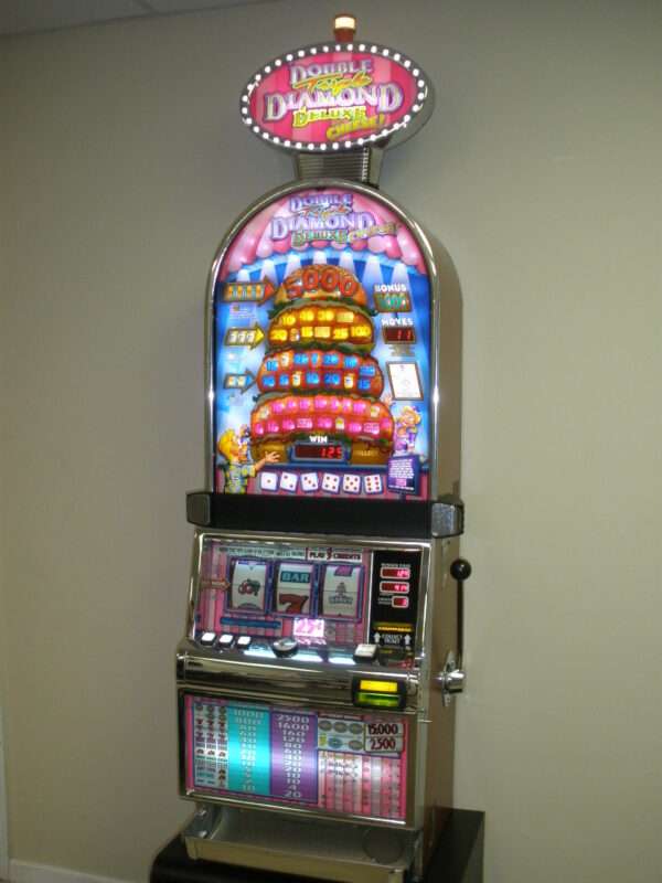 IGT TRIPLE DOUBLE DIAMOND DELUXE WITH CHEESE BARCREST S2000 SLOT MACHINE WITH LIGHTED TOPPER