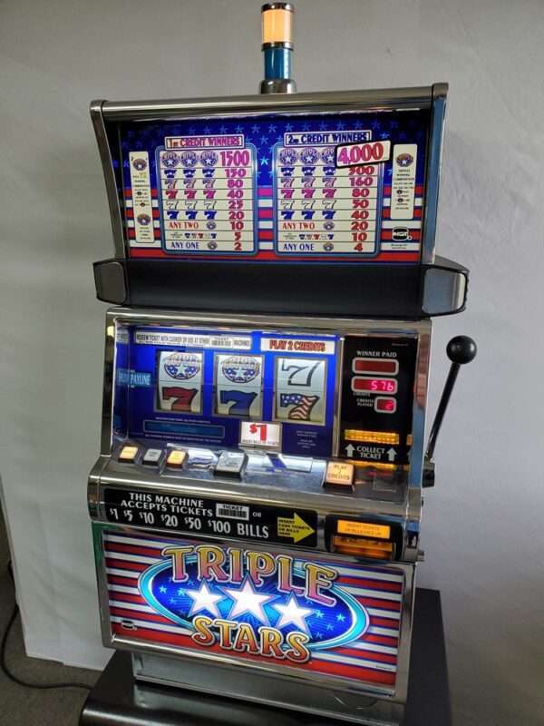 IGT TRIPLE STARS S2000 SLOT MACHINE