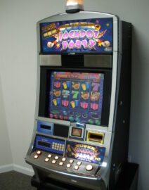 WMS SUPER JACKPOT PARTY VIDEO SLOT MACHINE